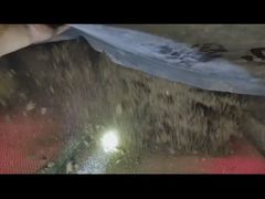 Panneau d'écran en caoutchouc rouge-noir