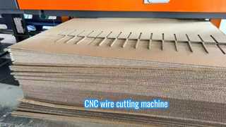 Machine de découpe au fil CNC