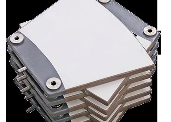 Ceramic Filter Plate Alumina Material High Stability Fine Chemical Filtration Use