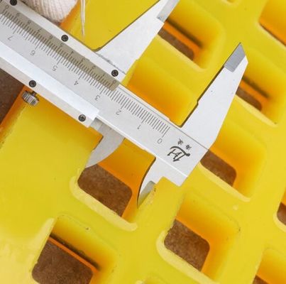 Minimum 3mm Aperture Tensioned Hook Polyurethane Screen Mesh with Corrosion Resistant and Self-Cleaning Features