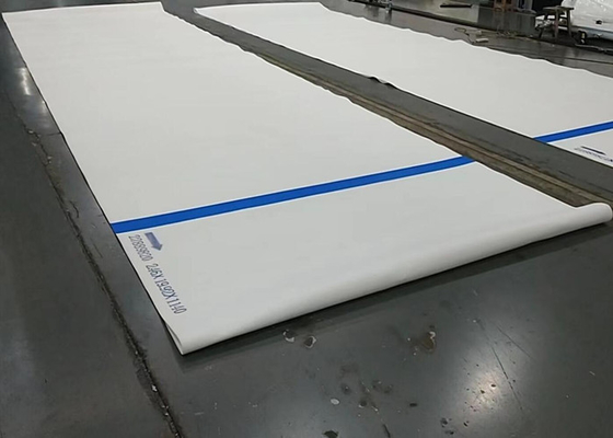 Presse sans fin sentie pour la fabrication de papier dans la machine de papier d'emballage de tissu