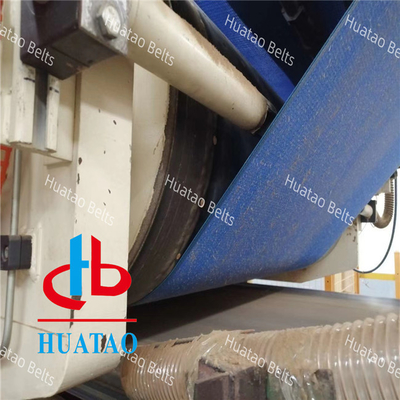 Fabrication de bandes de ventilation pour panneaux à base de bois
