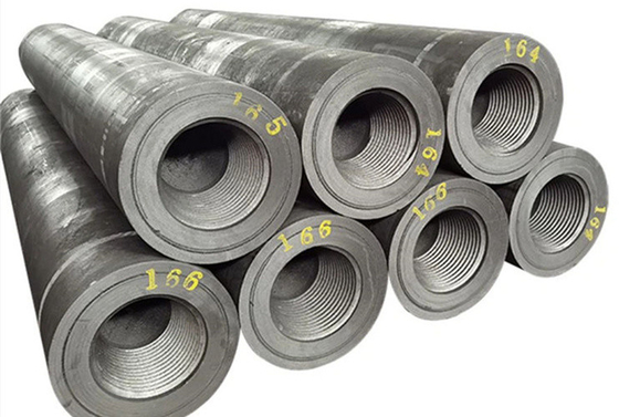 300 mm - 900 mm Uhp électrode de graphite pour une fusion industrielle efficace