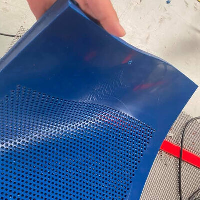 Panneau d'écran à flip-flop en PU 60 Dureté du rivage 1 m Largeur pour le traitement du charbon à haute humidité