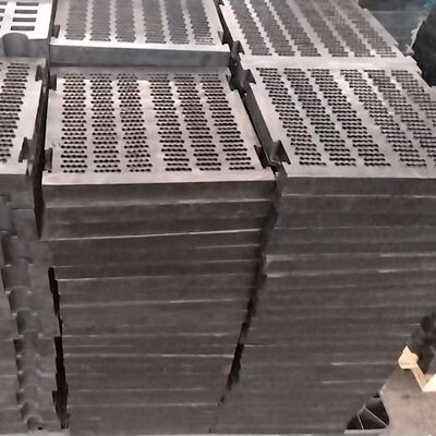 Panneau d'écran en caoutchouc à haute usure à trou réglable avec conception modulaire pour les écrans vibrants miniers