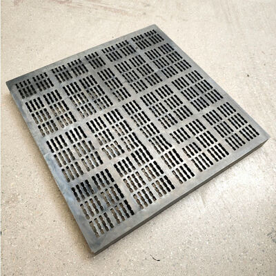 Panneau d'écran en caoutchouc durable 30*8mm avec caoutchouc résistant à l'usure et cadre en acier pour cribles vibrants miniers