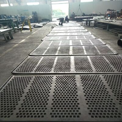 Panneau d'écran en caoutchouc modulaire de haute performance de 60*20 mm pour les applications d'écran vibrant minier