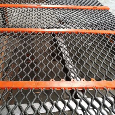 Écran auto-nettoyant à ouverture triangulaire en acier inoxydable à ouverture de 2 mm à 18 mm pour le traitement minier