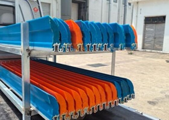 Nettoyeur primaire de bande transporteuse en PU pour la manipulation de matériaux en vrac, conception résistante à l'abrasion