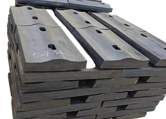 Couches en caoutchouc pour moulin à billes Conception légère Épaisseur 25-100 mm Pour usine de traitement des minéraux