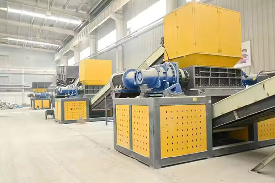 800 kg/h Double déchiqueteuse de pneus pour ligne de poudre de caoutchouc