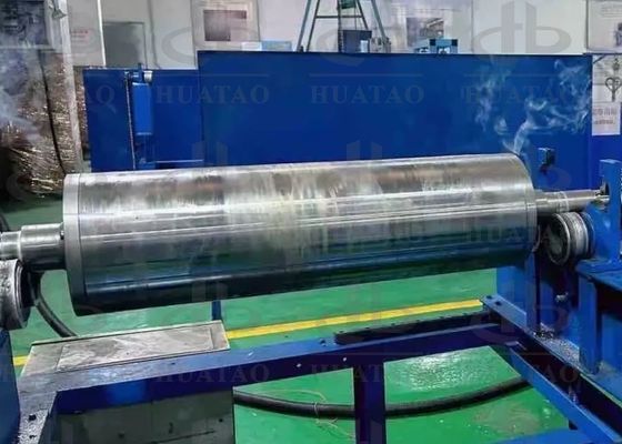 Rouleau de chauffage par induction de construction sécurisée anti-déformation pour la fabrication de papier spécial et de filtres en PTFE