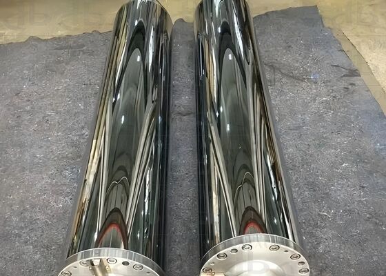 Rouleau chauffant par induction à dérive mineure restreinte pour les travaux de laminage des composés de précouche et des métaux