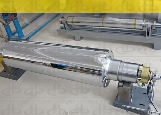 Rouleau de traitement vierge sans stress, rouleau chauffant par induction pour le calandrage solaire des stratifiés et des fibres